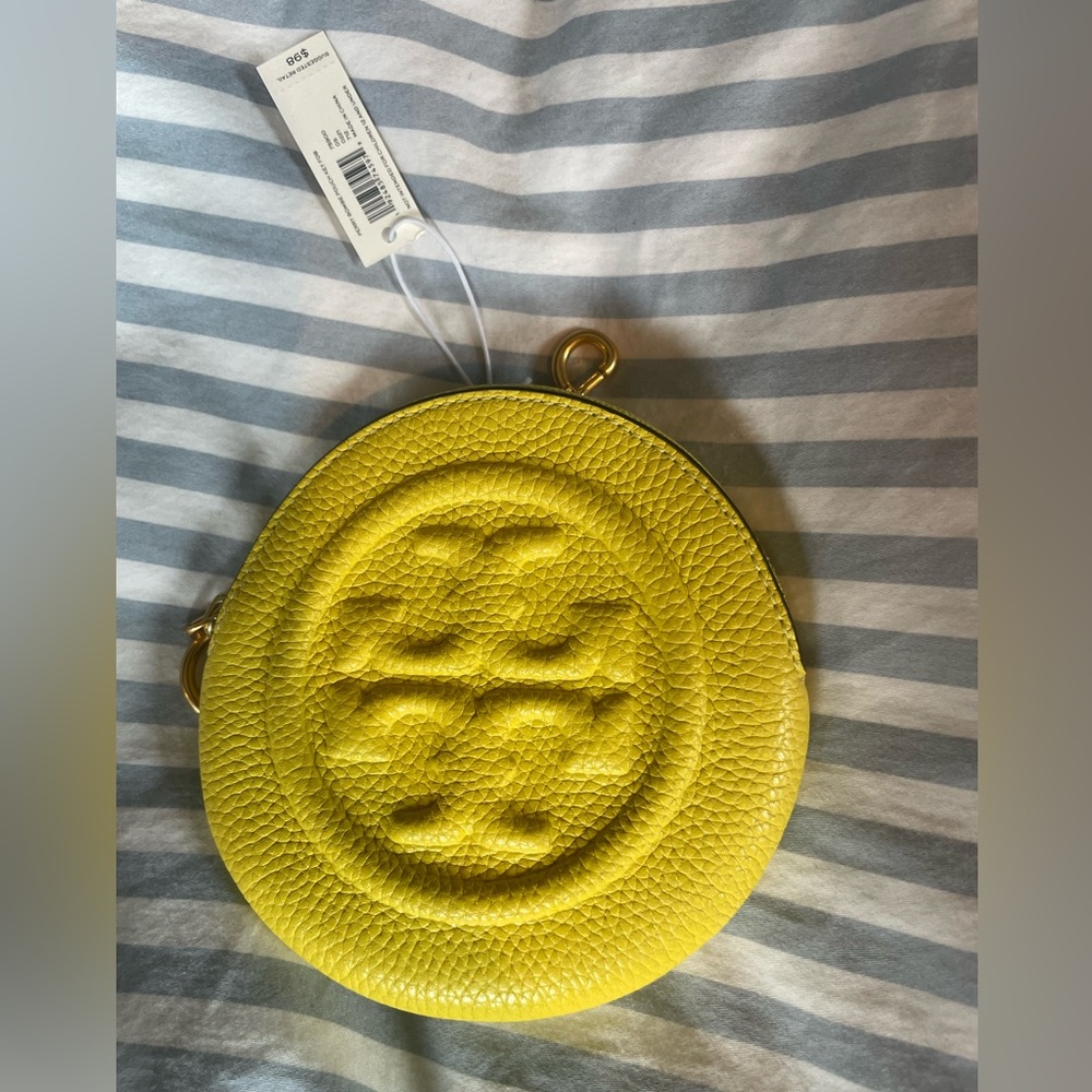 NWT Tory Burch Perry Bombe Key Fob Pouch.